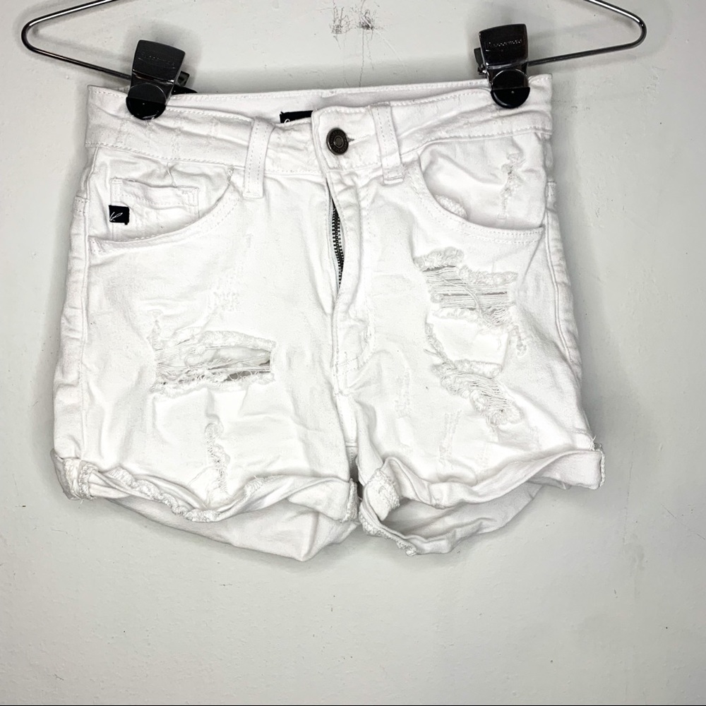 Kancan Jean Shorts White Distressed Denim Beach Summer Cruise Resort Women’s 24